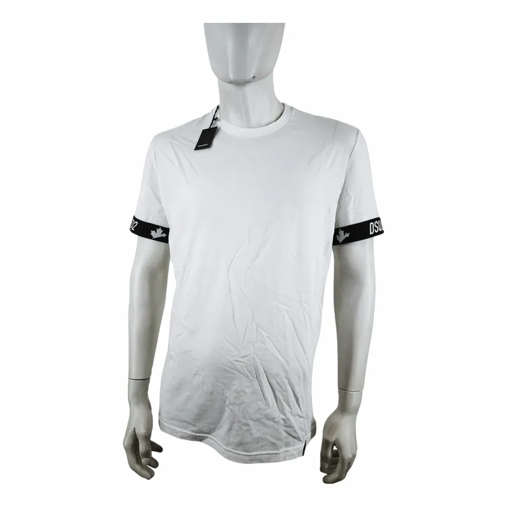 Dsquared2 Icon Tape Logo Basic T-Shirt (D9M3U402)