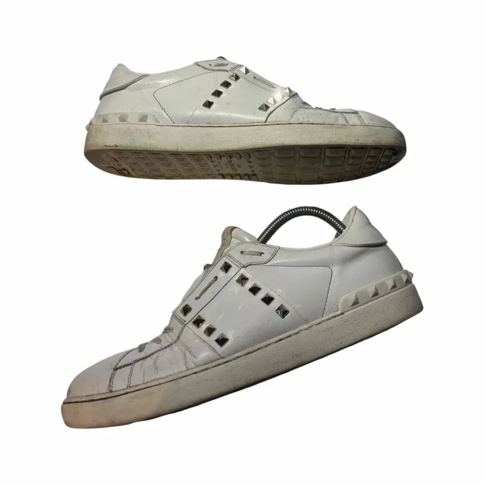 VALENTINO Rockstud Untitled Sneakers