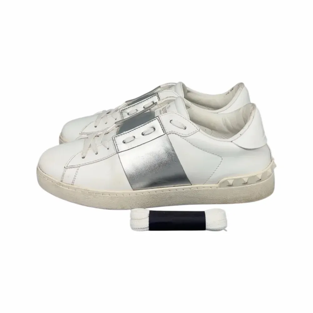 VALENTINO Open Sneaker